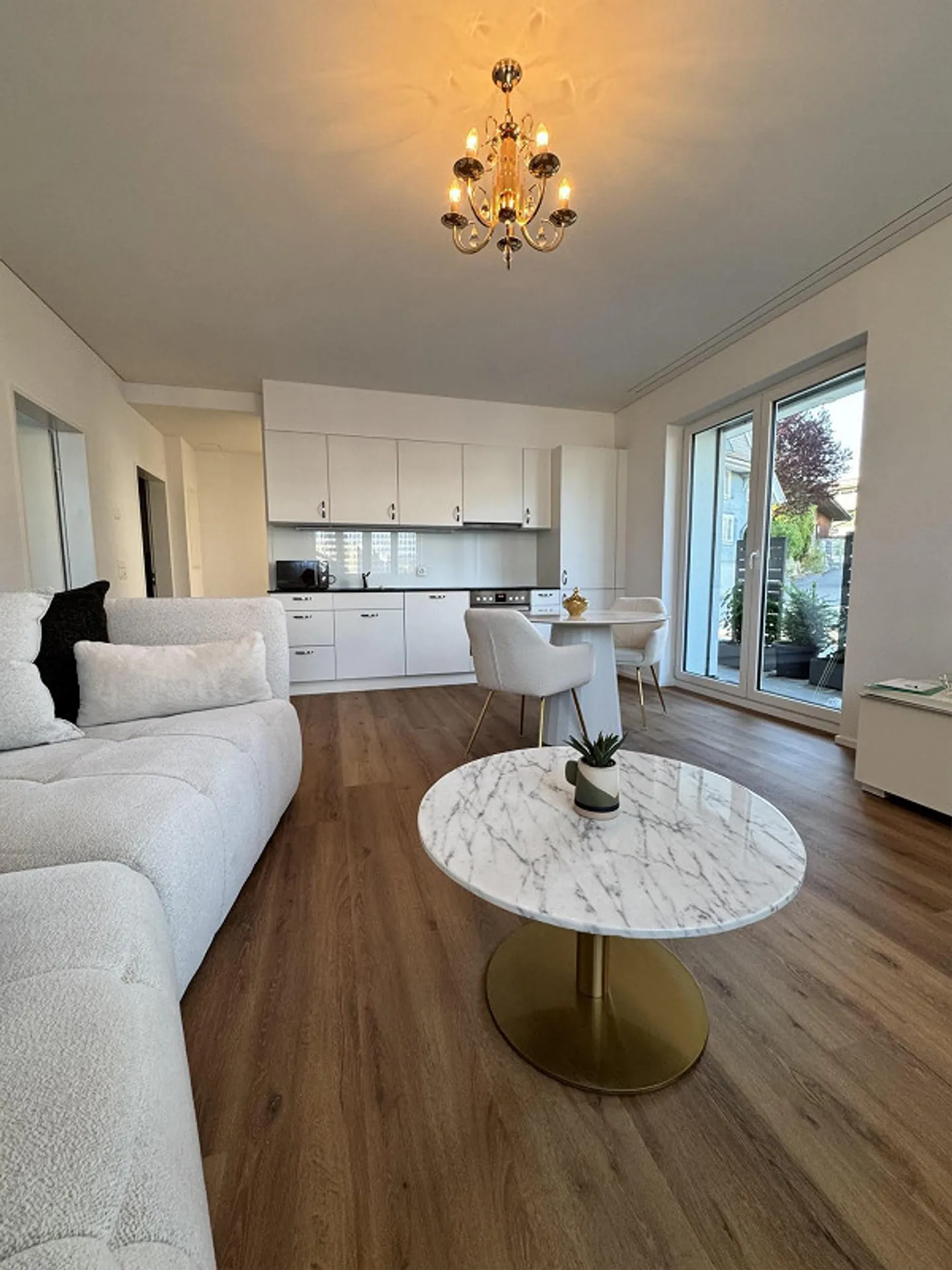 Modern 2.5 room apartments for rent - Photo 2 of 9