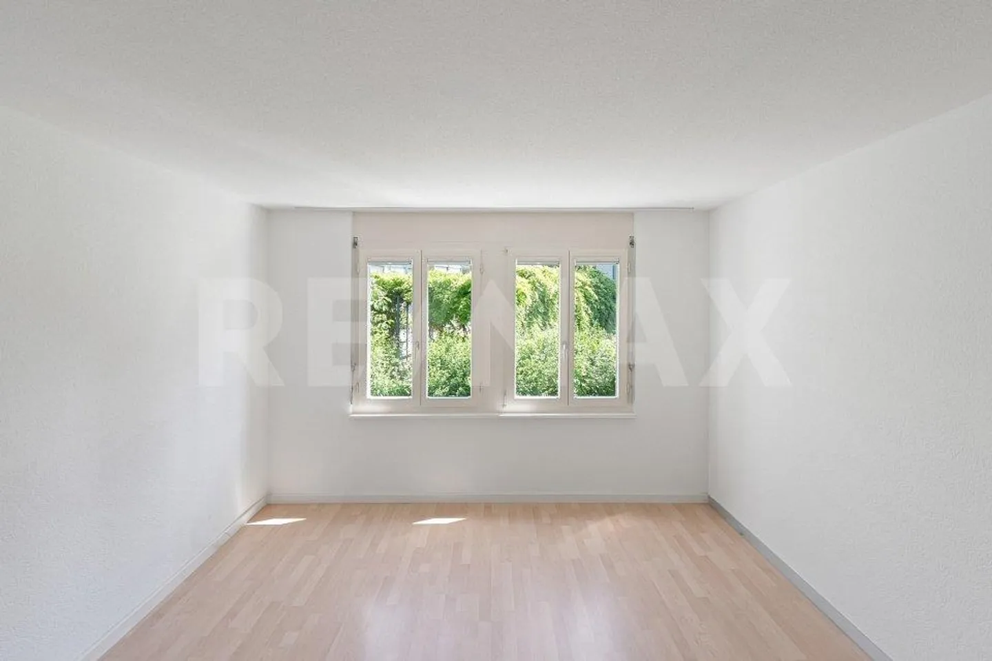 Moderne Gartenwohnung mit Terrasse - Foto 4 von 8
