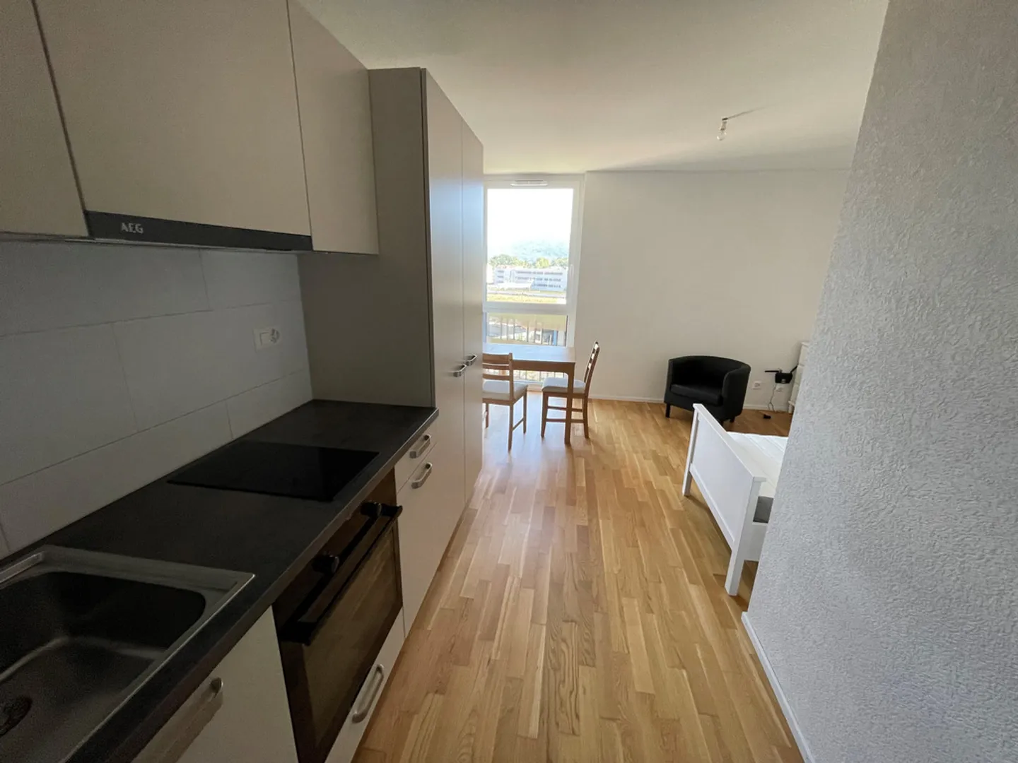 Meublé idéalement situé  - Photo 4 sur 6