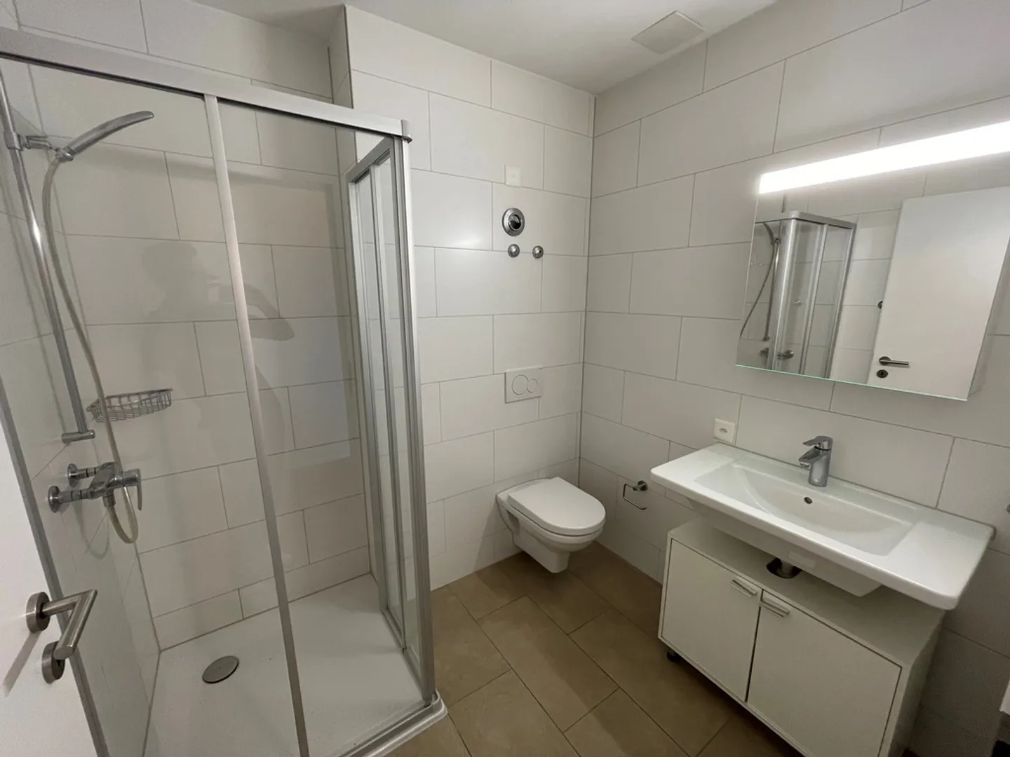 Meublé idéalement situé  - Photo 5 sur 6