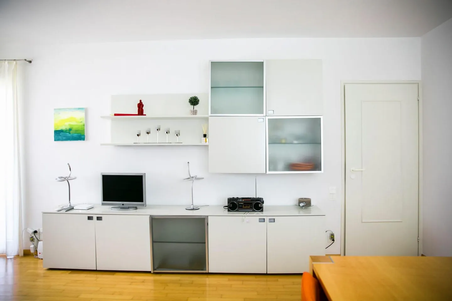 Furnished 2.5-room apartment Central location, quiet, sunny with lake view - Photo 12 of 17