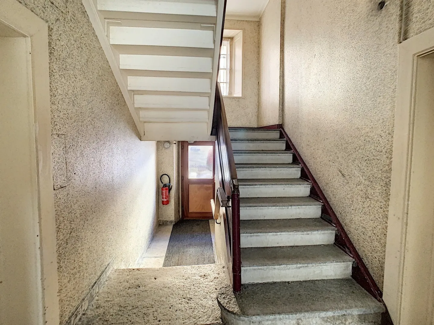 Mietgebäude - Foto 4 von 9