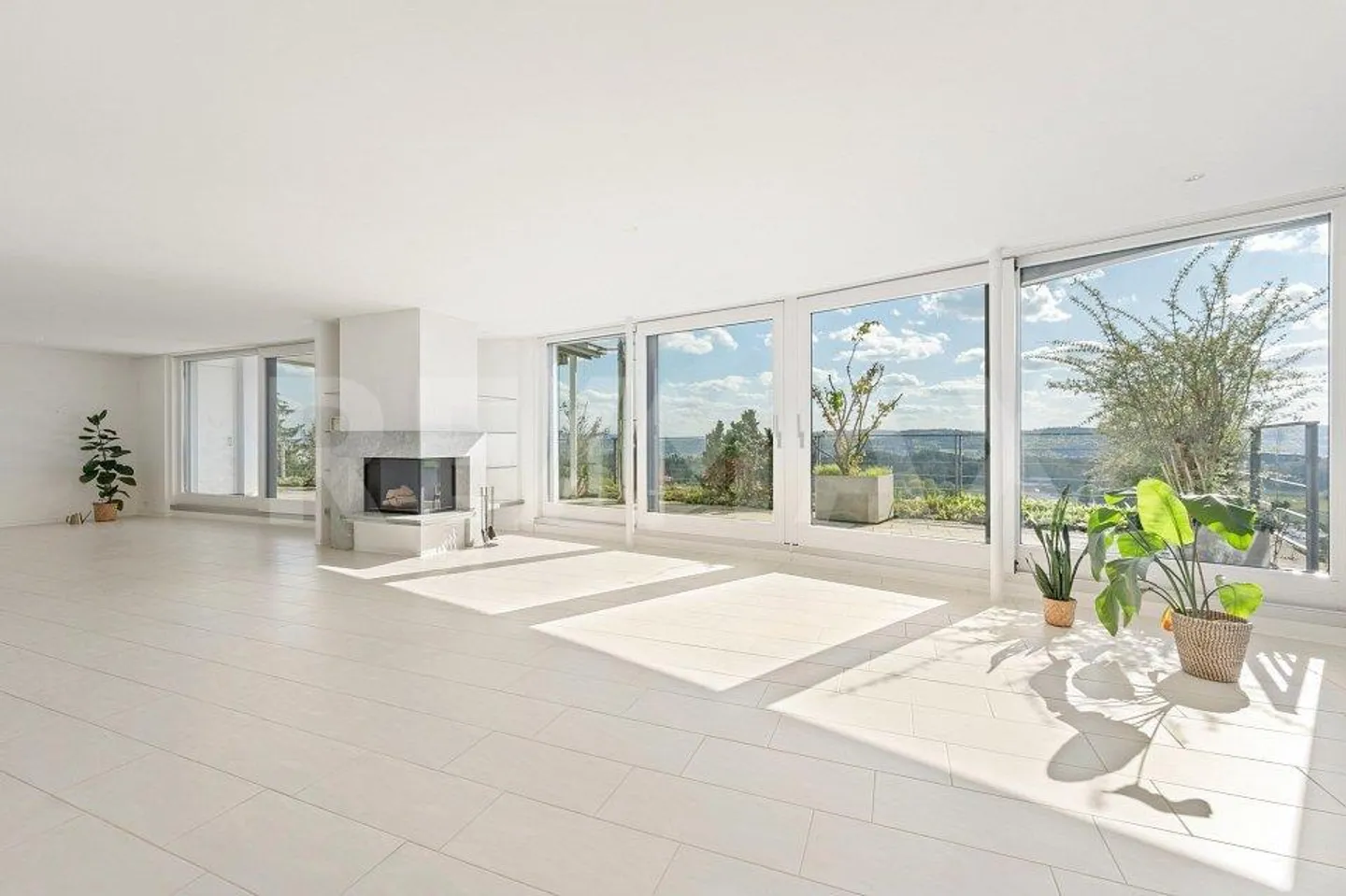 Above Blue Niederrohrdorf - 4.5-room penthouse apartment with 18... - Photo 2 of 10