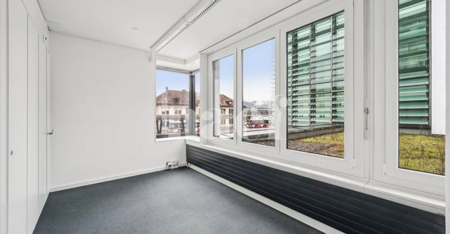 Helle und funktionale Büros im Herzen von Delémont in der Nähe des Bahnhofs - Foto 8 von 10