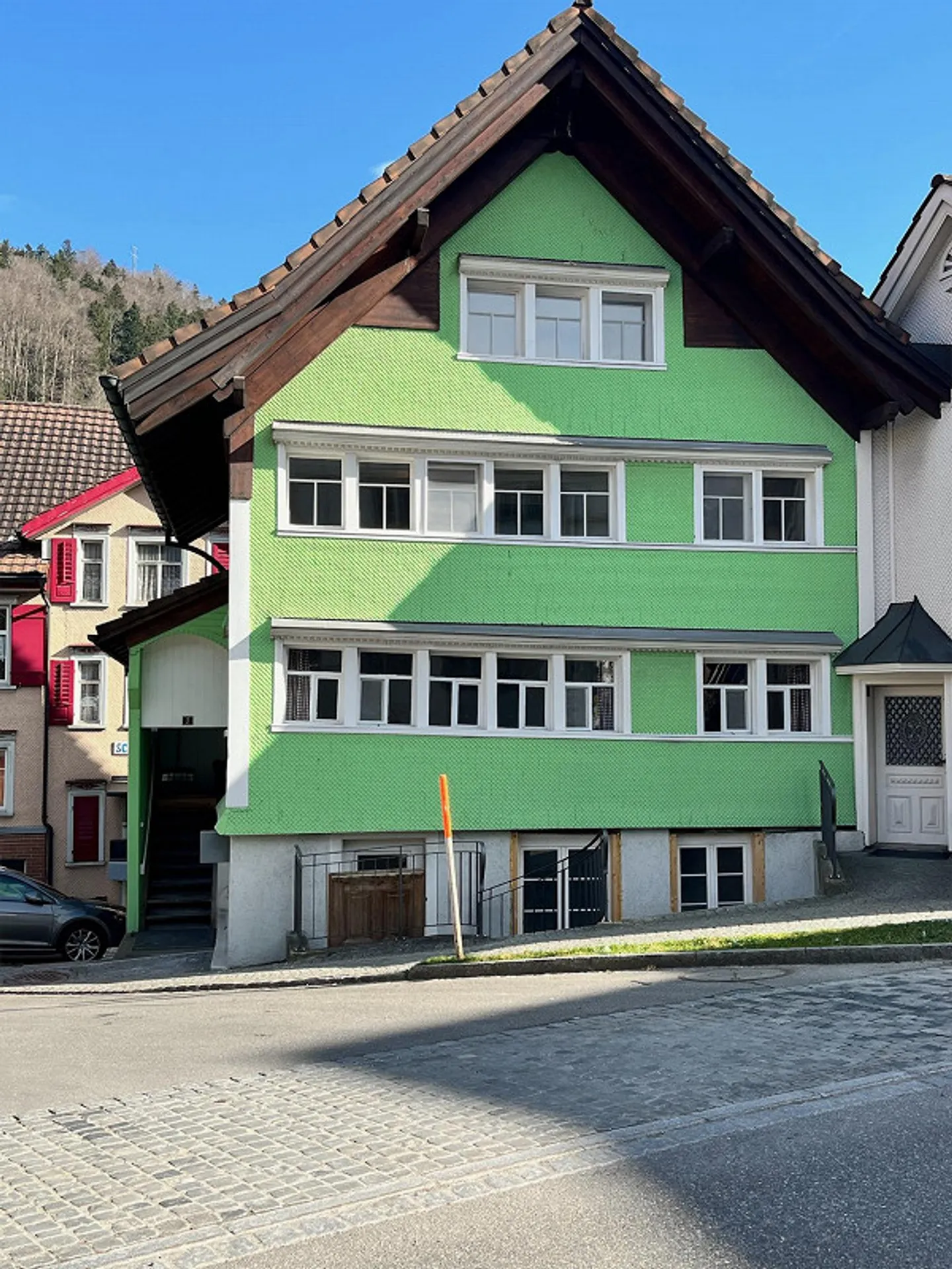 Charming 4.5-Room House with Tiled Stove & Modern Amenities - Photo 1 of 18