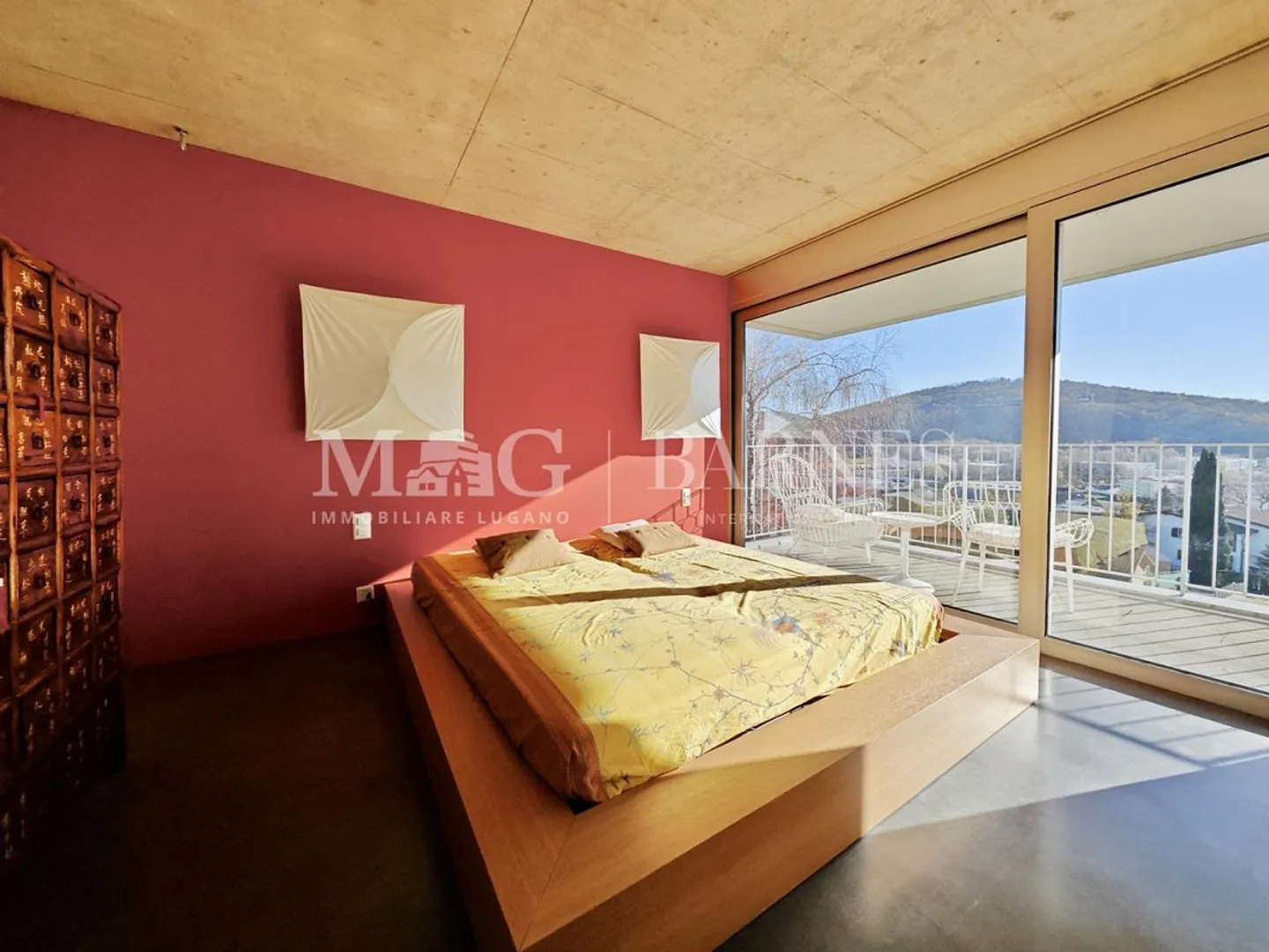 Villa moderna con piscina a Stabio - Foto 10 di 12