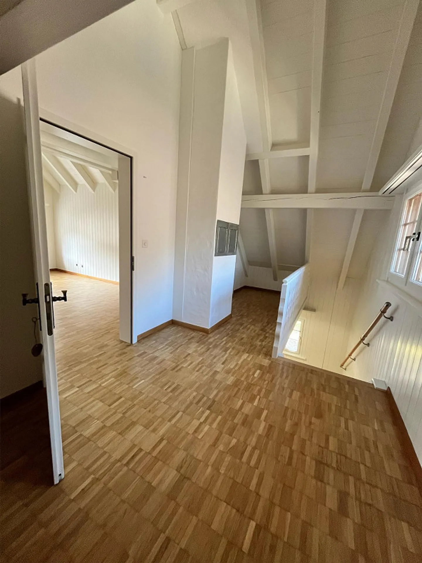 Charming 4.5-Room House with Tiled Stove & Modern Amenities - Photo 11 of 18