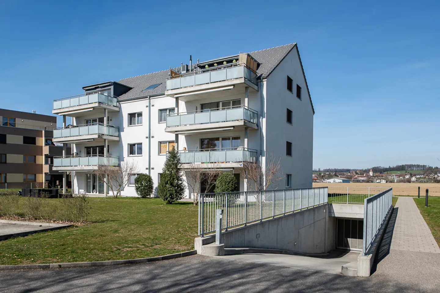 Confort de vie dans un environnement agréable et calme ! - Photo 2 sur 12