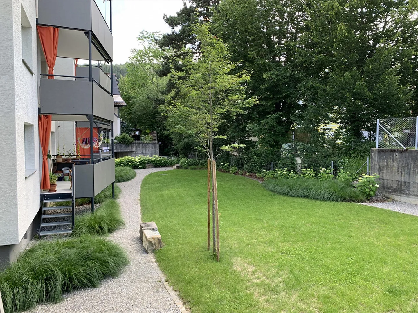 Bell'appartamento di 4,5 stanze - Foto 2 di 15