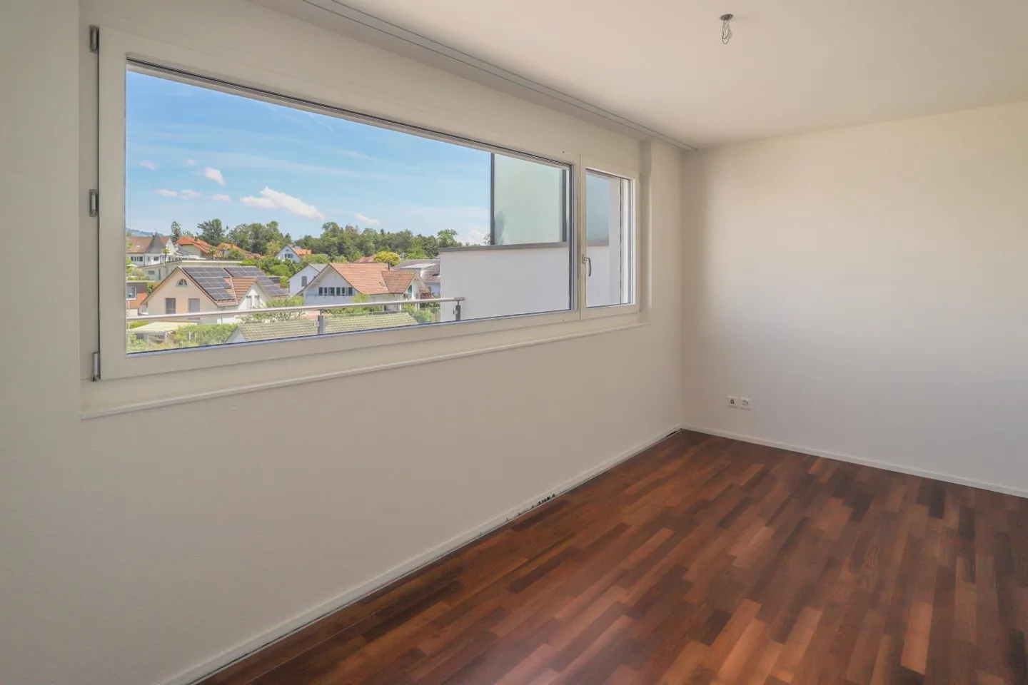 Residential Pearl with 2 Terraces in a Prime Location! - Photo 12 of 13