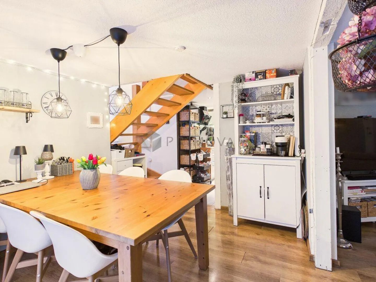 Charmante maison individuelle avec grande terrasse directement au bord de la rivière à ... - Photo 2 sur 11