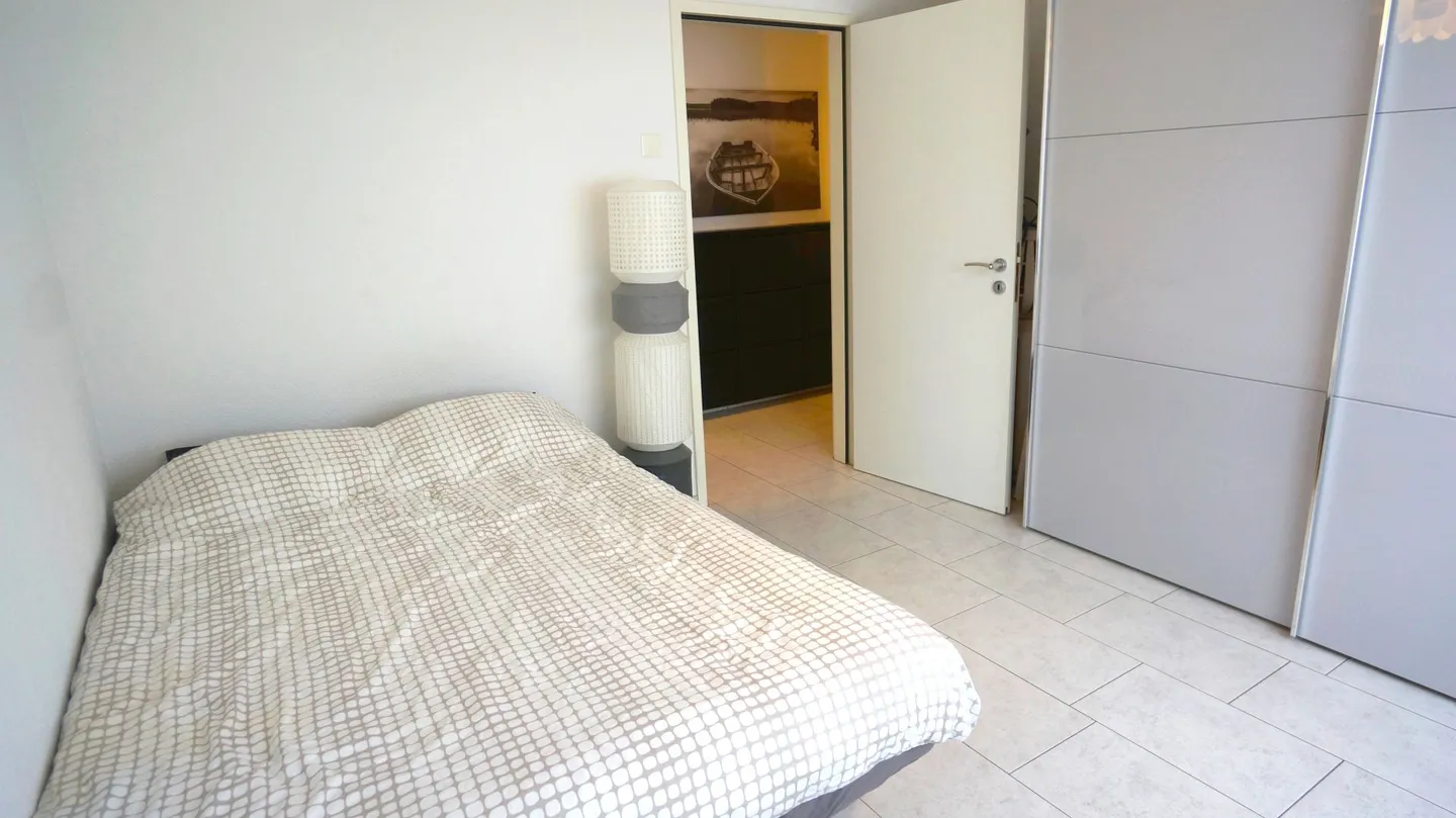 Appartement calme et lumineux dans un emplacement populaire à Wettingen - Photo 5 sur 9