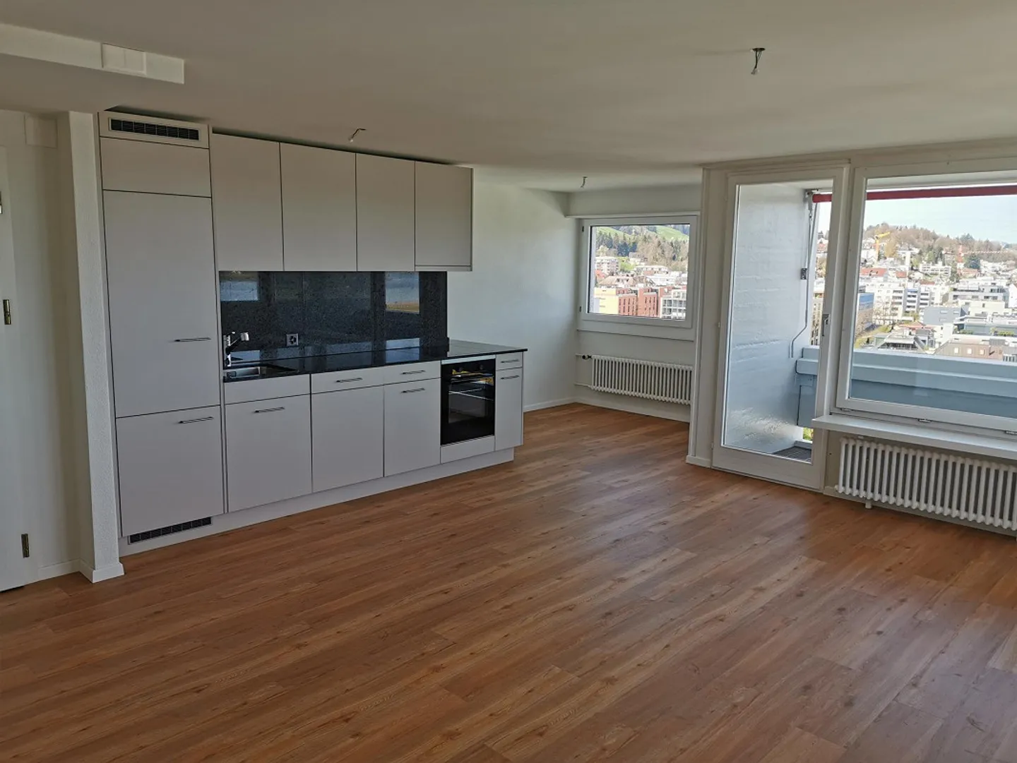 Appartamento affascinante 2.5 stanze - Foto 2 di 4