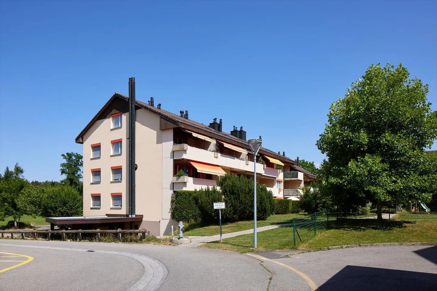 Appartement 2.5 pièces - Photo 1 sur 4