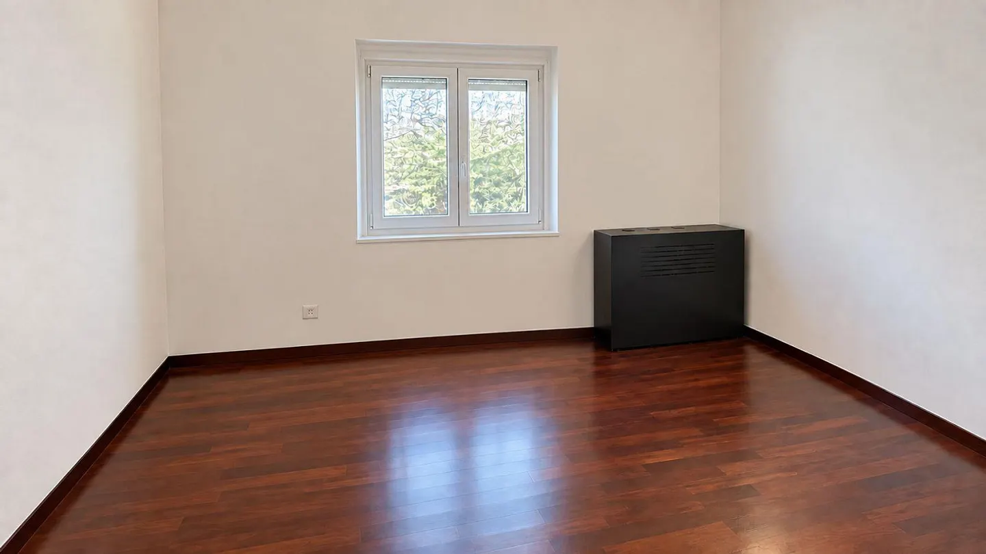 Space, design and comfort: duplex of over 160 m² in Chiasso - Photo 11 of 11