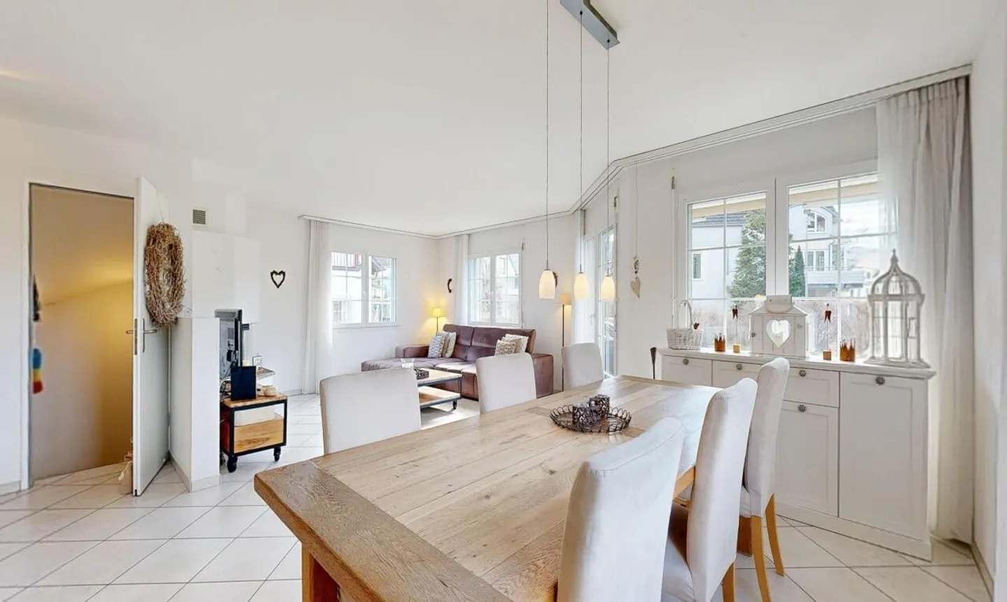 Casa unifamiliare con giardino a Niederwenigen, vicino a Zurigo - Foto 1 di 11