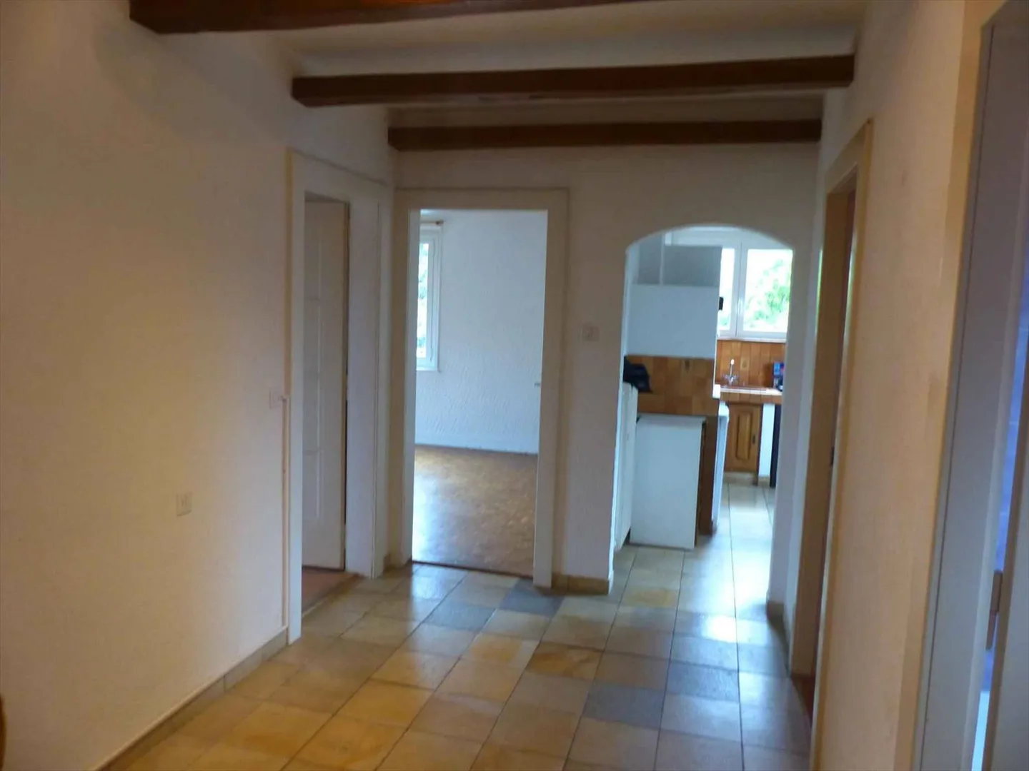 Appartamento 3.5 locali - Foto 3 di 13