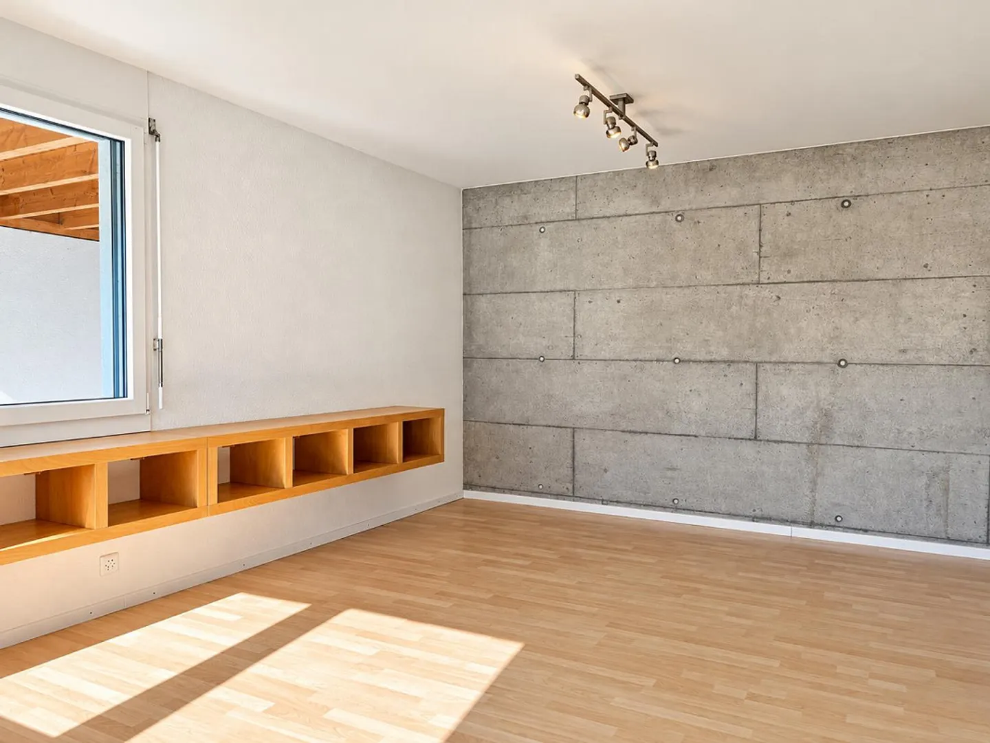 Raum für Individualisten – einzigartiges Atelierhaus mit Loftcharakter - Foto 12 von 23