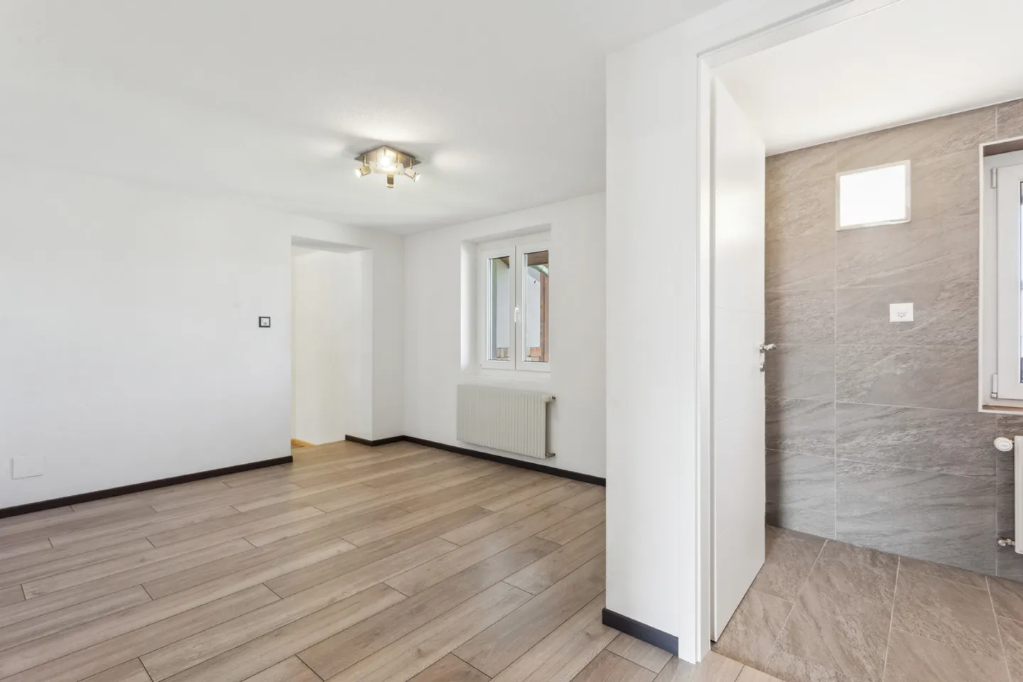 Bauernhof 6,5 Zimmer - Foto 7 von 9