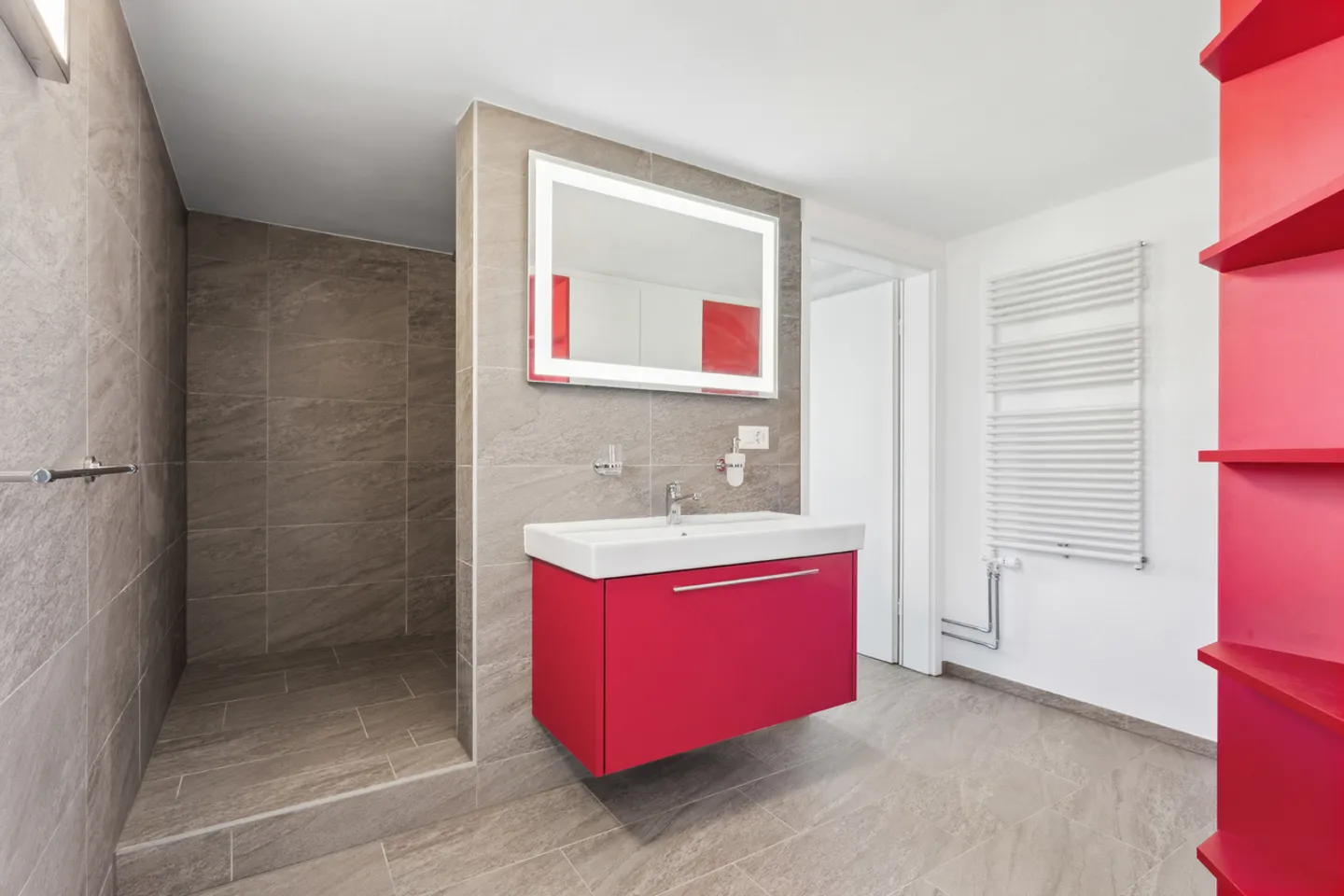 Bauernhof 6,5 Zimmer - Foto 8 von 9