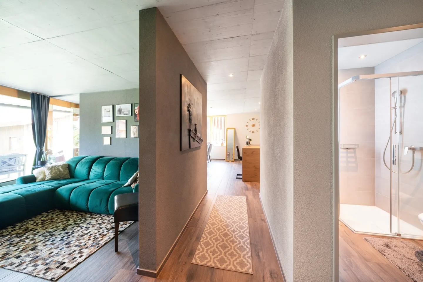 3.5-Room Ground Floor Apartment with Lake View – Living in Dream... - Photo 5 of 10