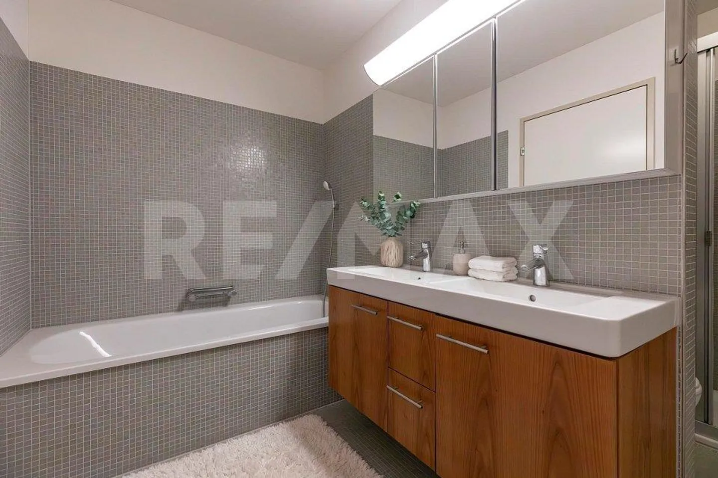 Joie de vivre dans le meilleur emplacement - Photo 5 sur 9