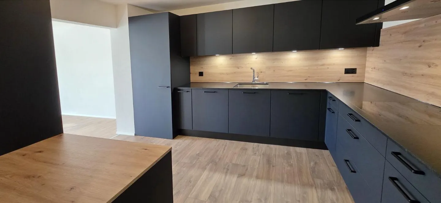 Magnifico appartamento ristrutturato di 3,5 locali con balcone a Montet - Foto 1 di 9