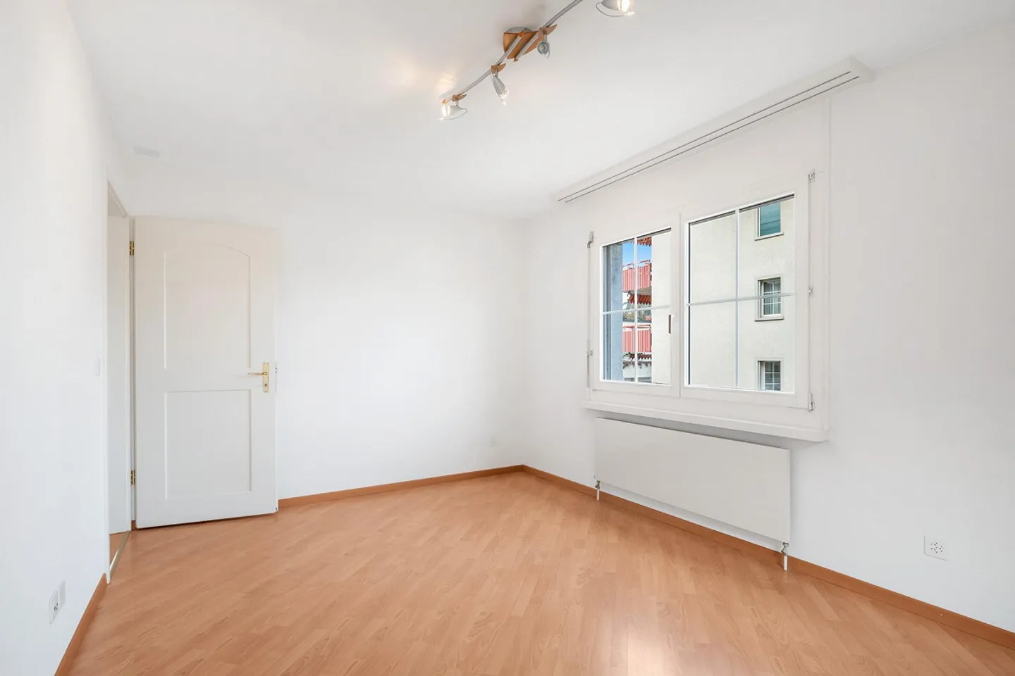 Geräumige Wohnung in Wädenswil - Foto 10 von 11