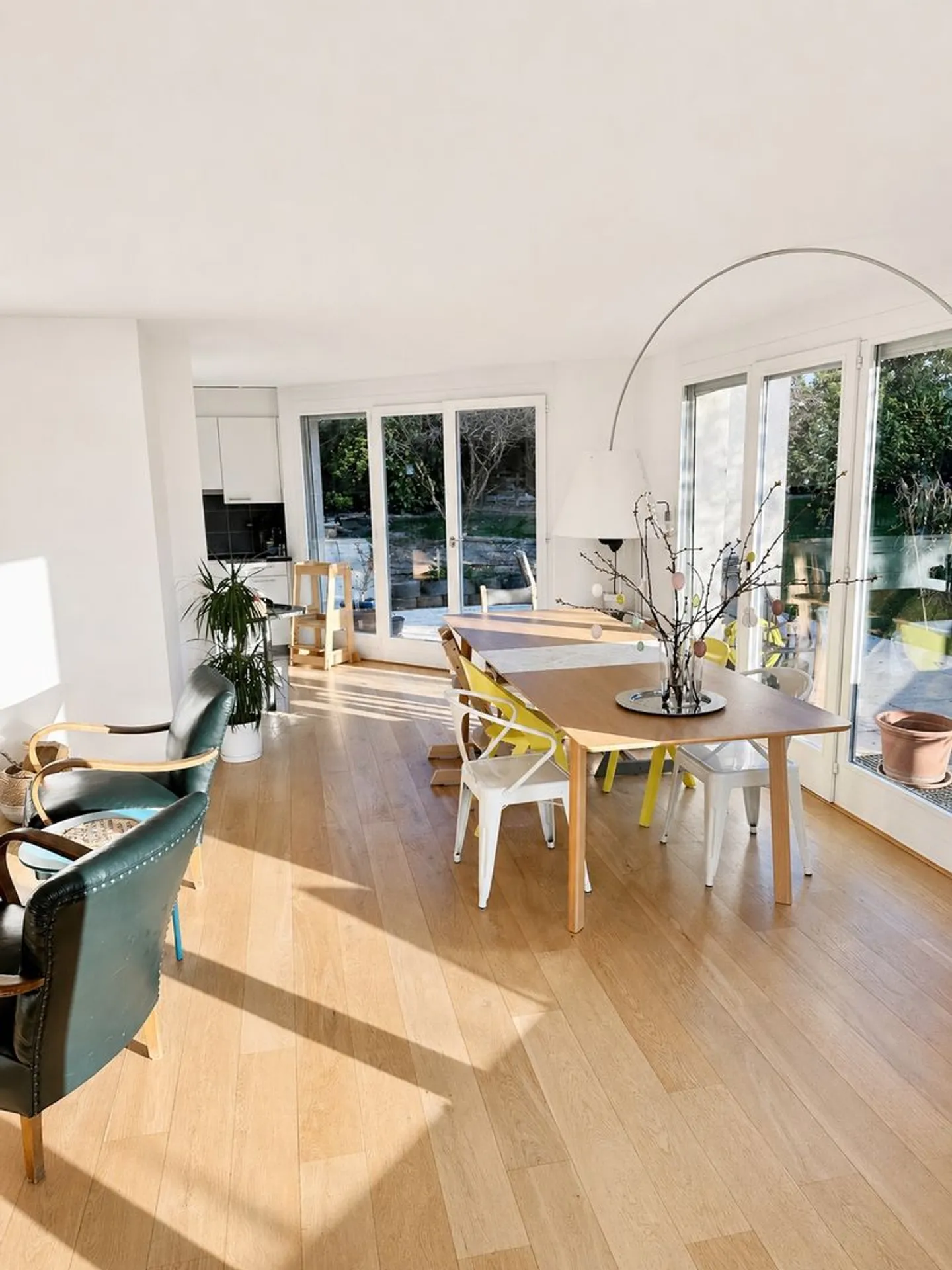 Elegant Detached Villa in Geneva - Photo 4 of 10