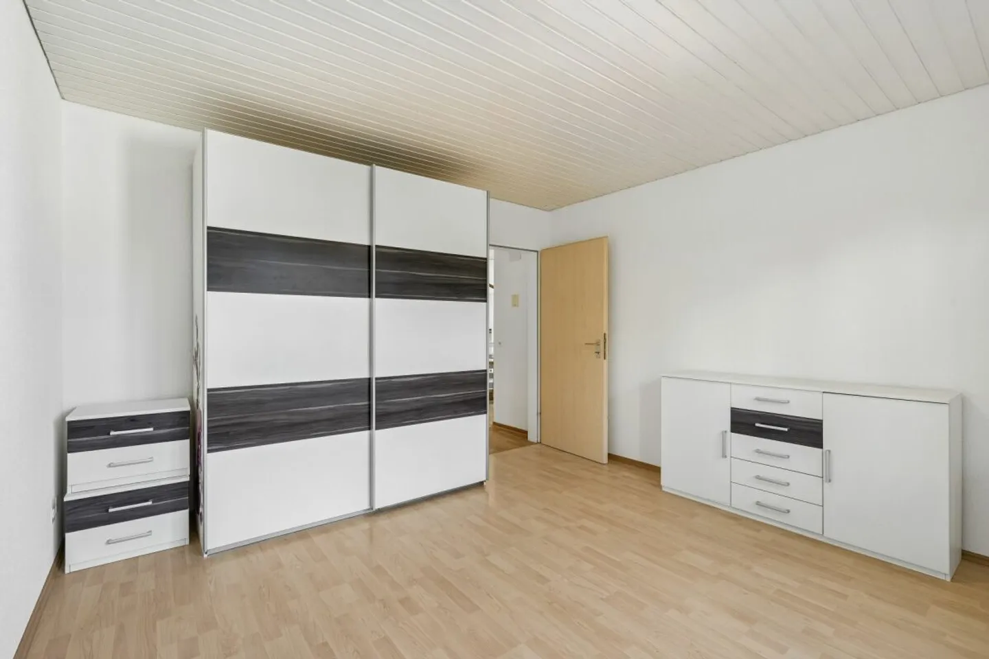Charmantes freistehendes Haus - Foto 6 von 14
