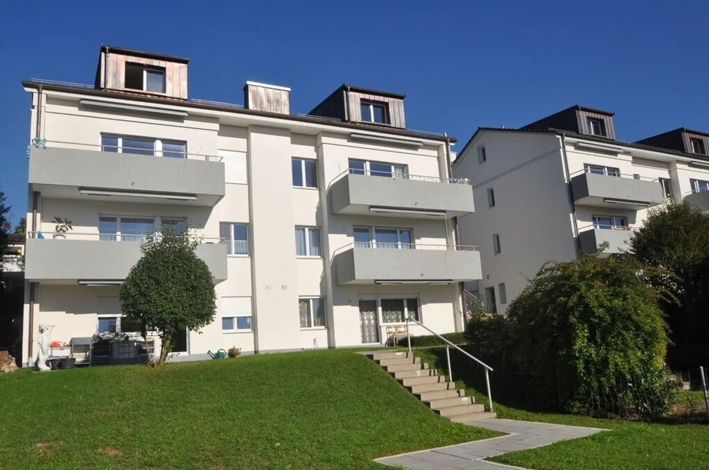 Modernes Apartment mit Garten - Foto 1 von 6