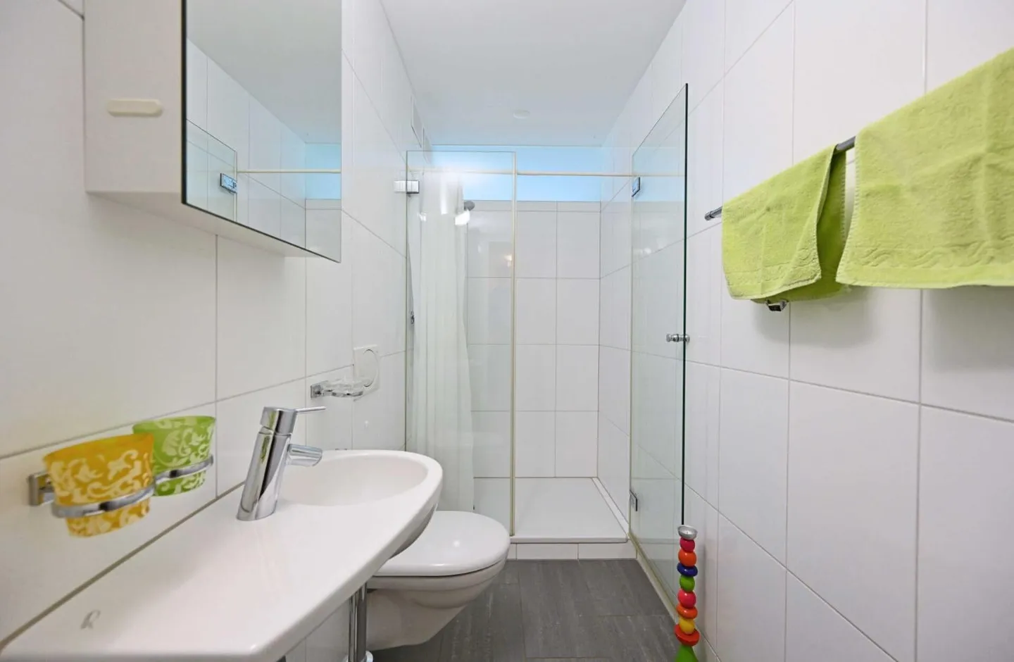 3.5-Room Garden Apartment with Privacy - Photo 6 of 9