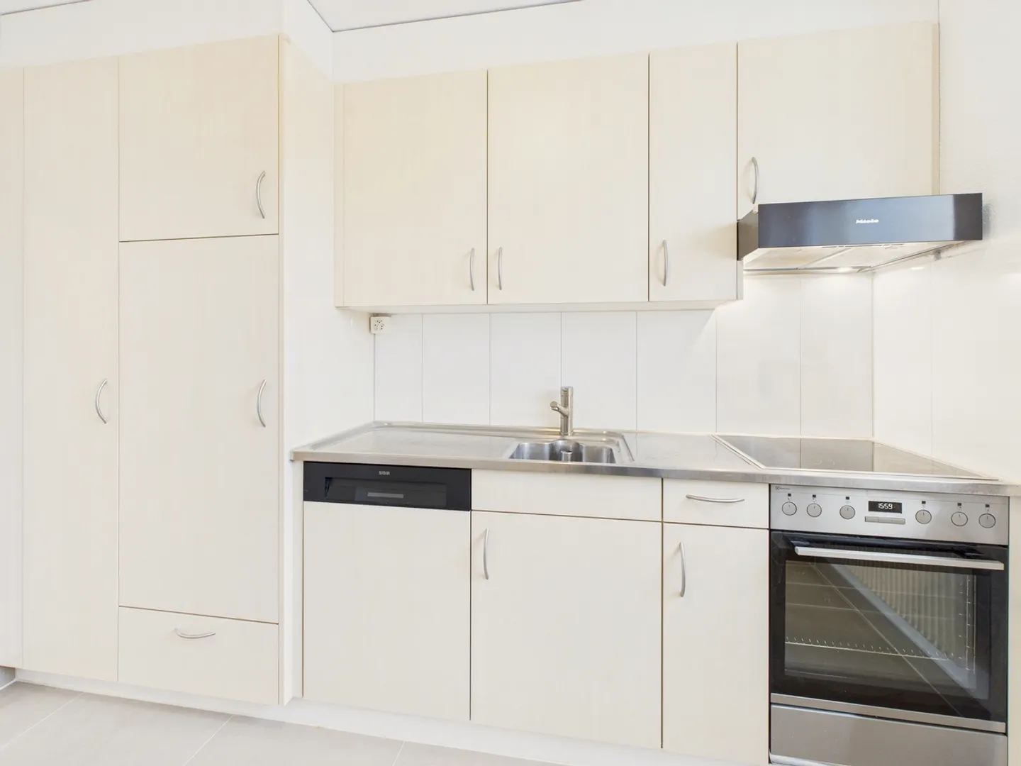 Charmante 3.5-Zimmer Wohnung mit Balkon in Arch - Foto 4 von 9