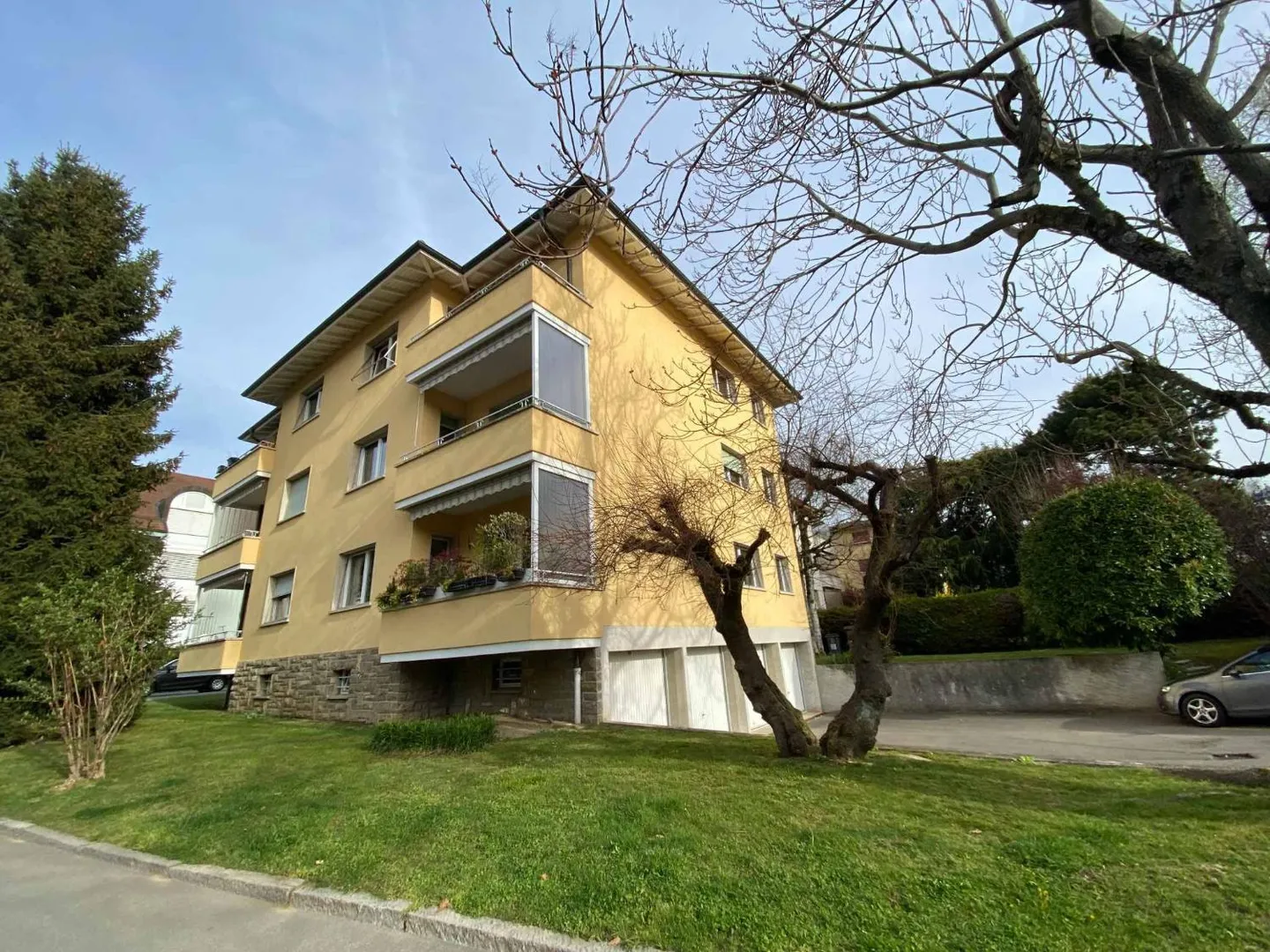 3.5 Room Apartment - Photo 4 of 4