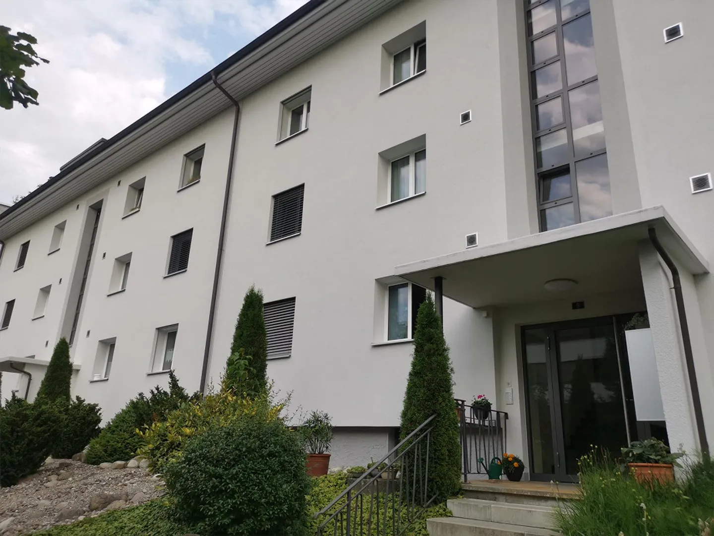 Appartement sous les combles central entre Emme et la gare - Photo 1 sur 7