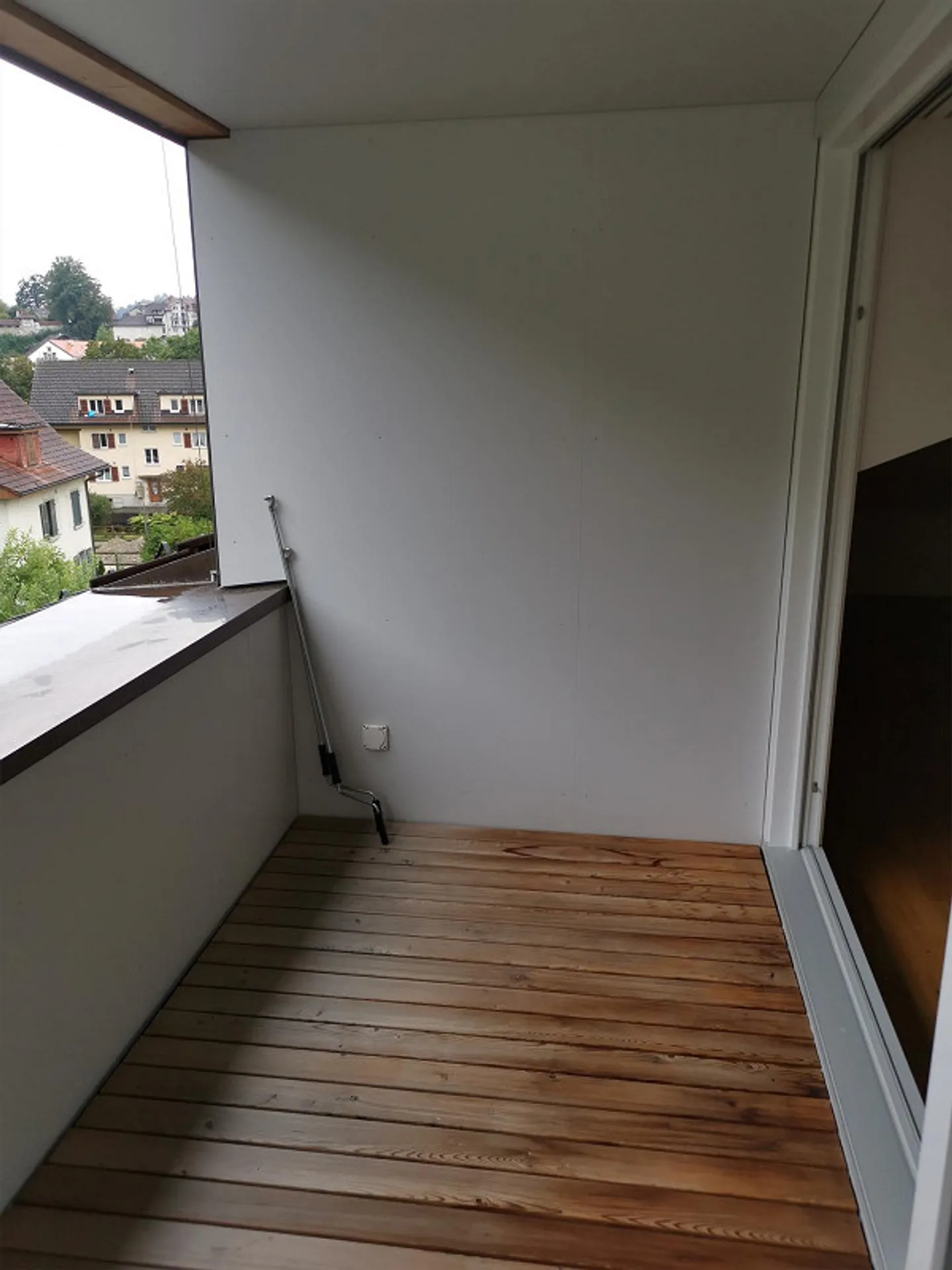 Appartement sous les combles central entre Emme et la gare - Photo 6 sur 7