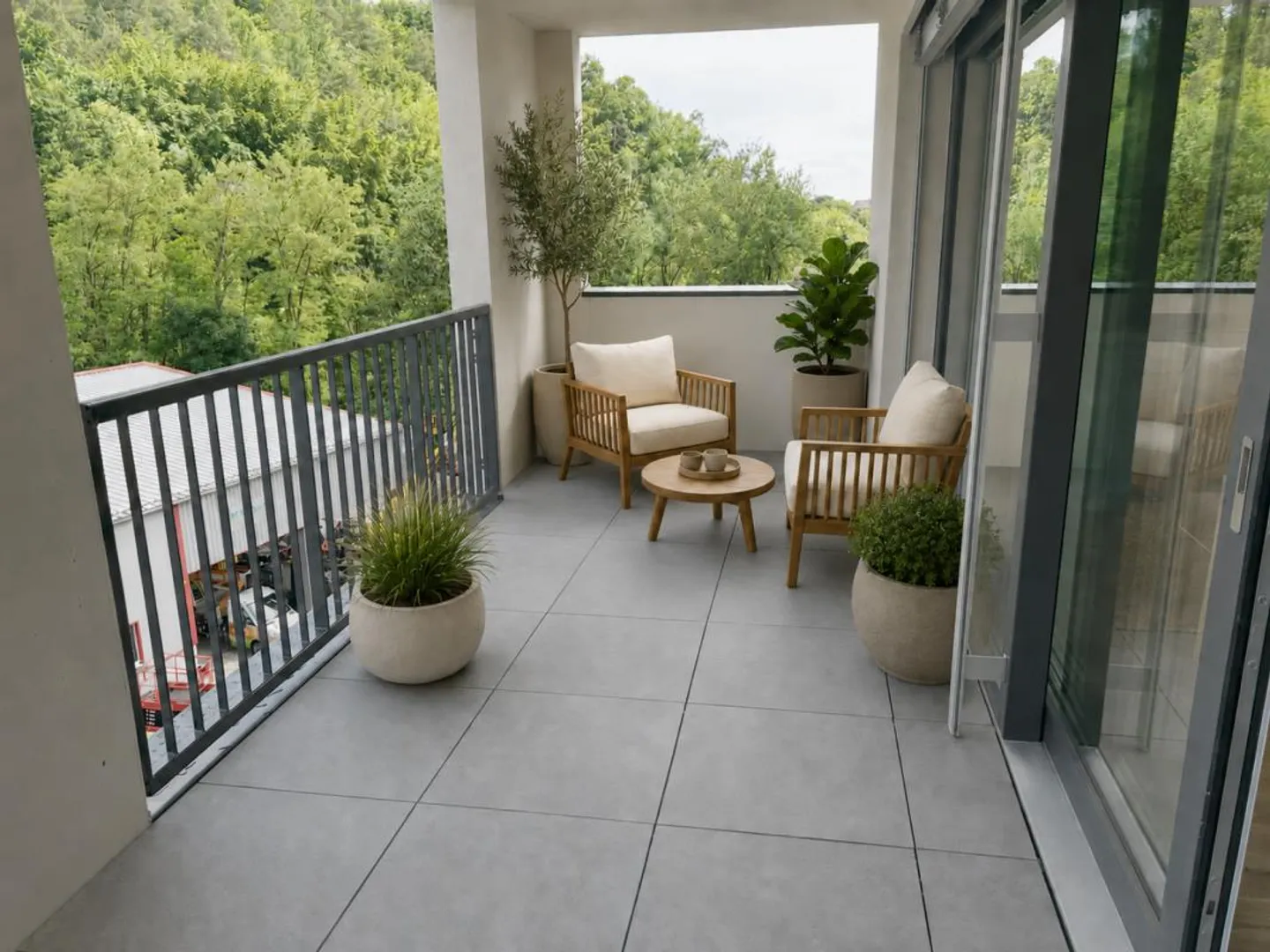 Emplacement central et terrasse couverte de 17,8 m² comme salon étendu - Photo 1 sur 12