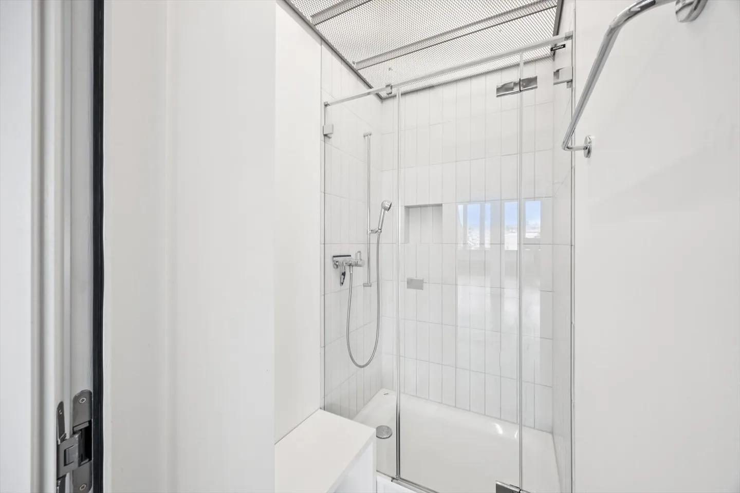 Votre nouveau siège social...? - Photo 8 sur 9