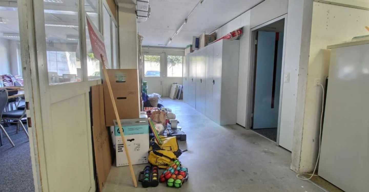 Offices in the heart of Beaumont City - Photo 3 of 5