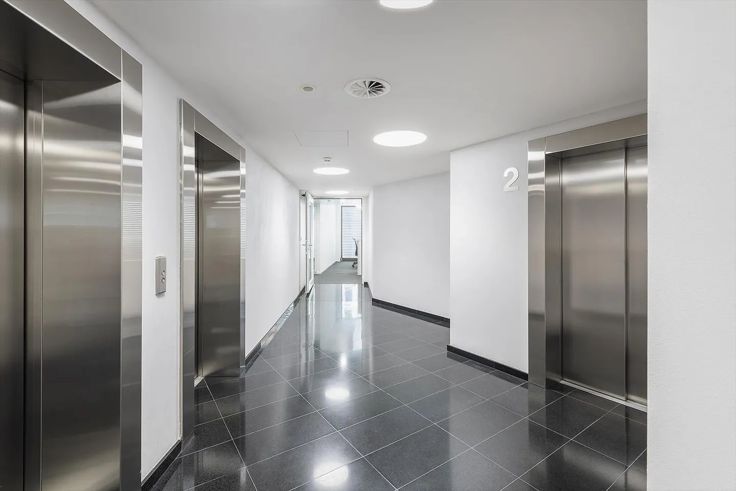 Center of Geneva, primary and equipped office spaces for rent - Photo 4 of 8