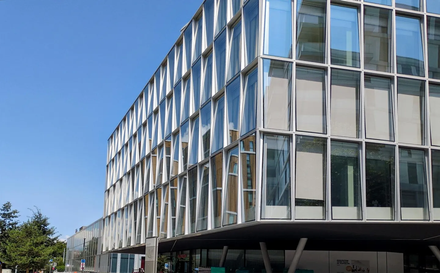 All-inclusive Zugang zu einem Coworking-Space bei Spaces Quartier de l'Étang - Foto 11 von 15