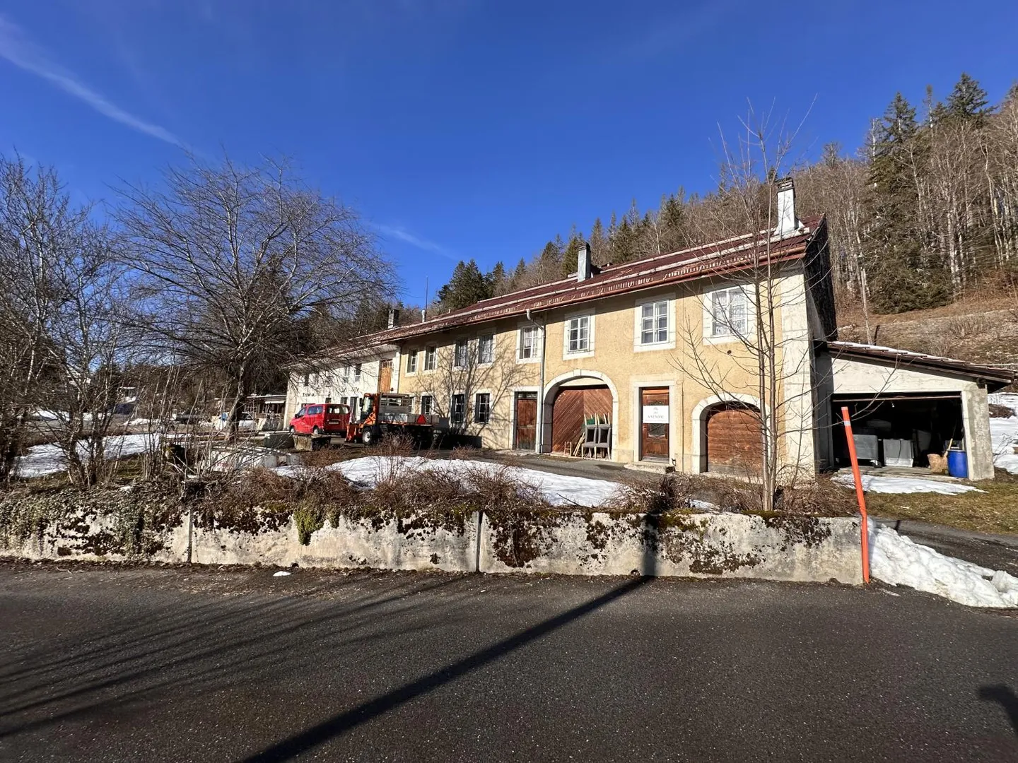 Edificio residenziale - Foto 7 di 19