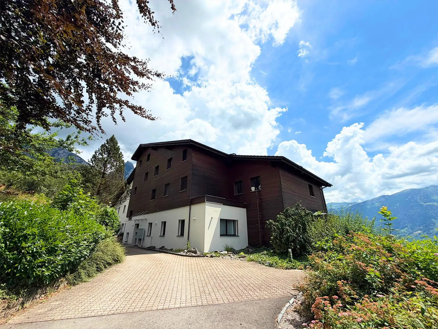 Esclusivo appartamento attico di 4,5 stanze con vista mozzafiato - Foto 2 di 8