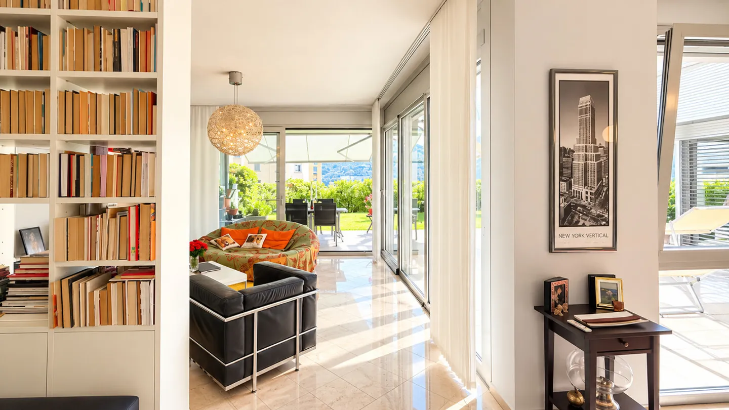 Bright apartment with private garden in a strategic location - Photo 7 of 18
