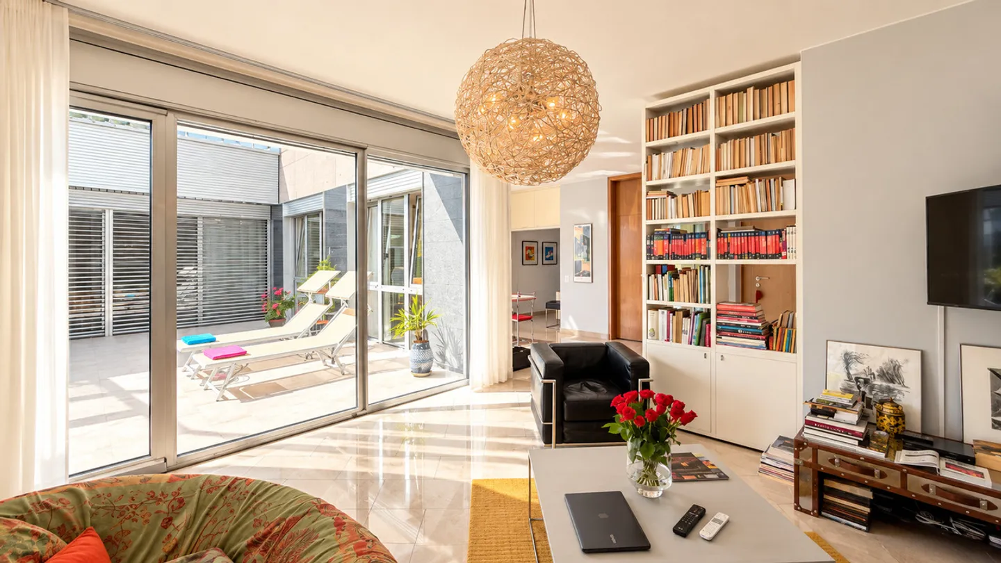 Bright apartment with private garden in a strategic location - Photo 9 of 18