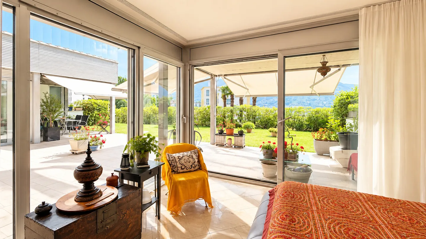 Bright apartment with private garden in a strategic location - Photo 12 of 18