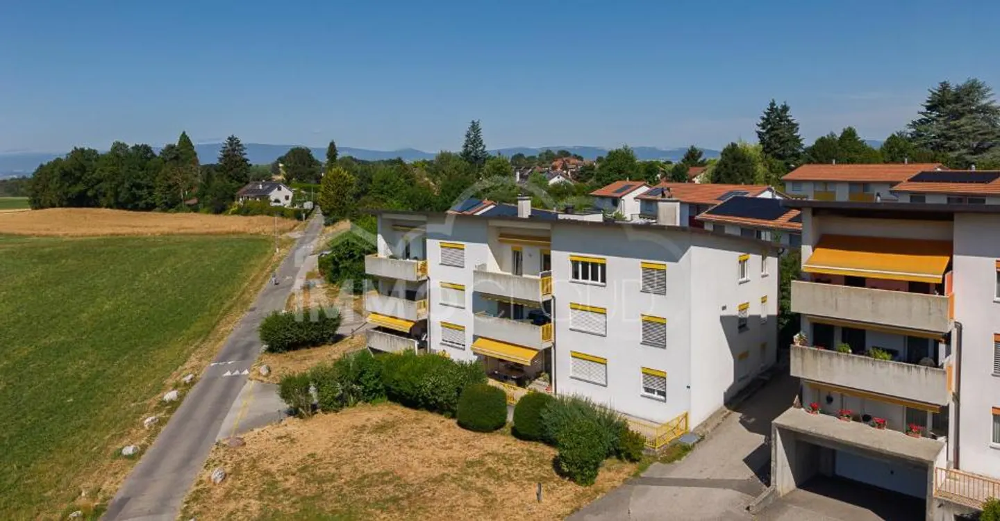 Appartement spacieux au dernier étage - Photo 4 sur 9