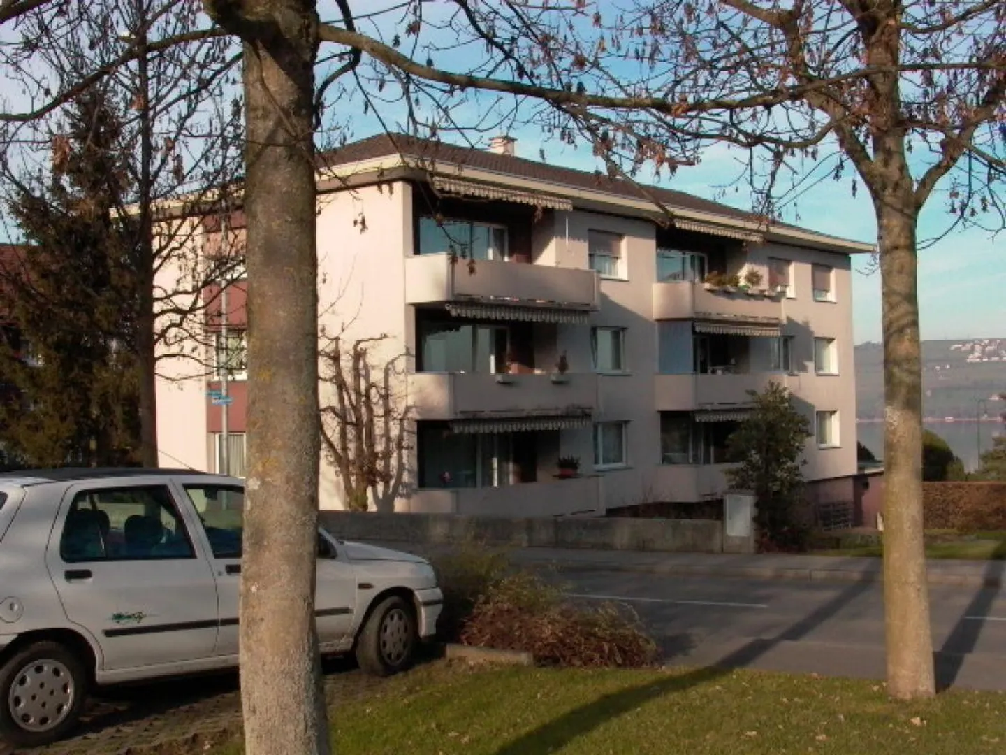 Appartement lumineux dans un emplacement calme - Photo 1 sur 4