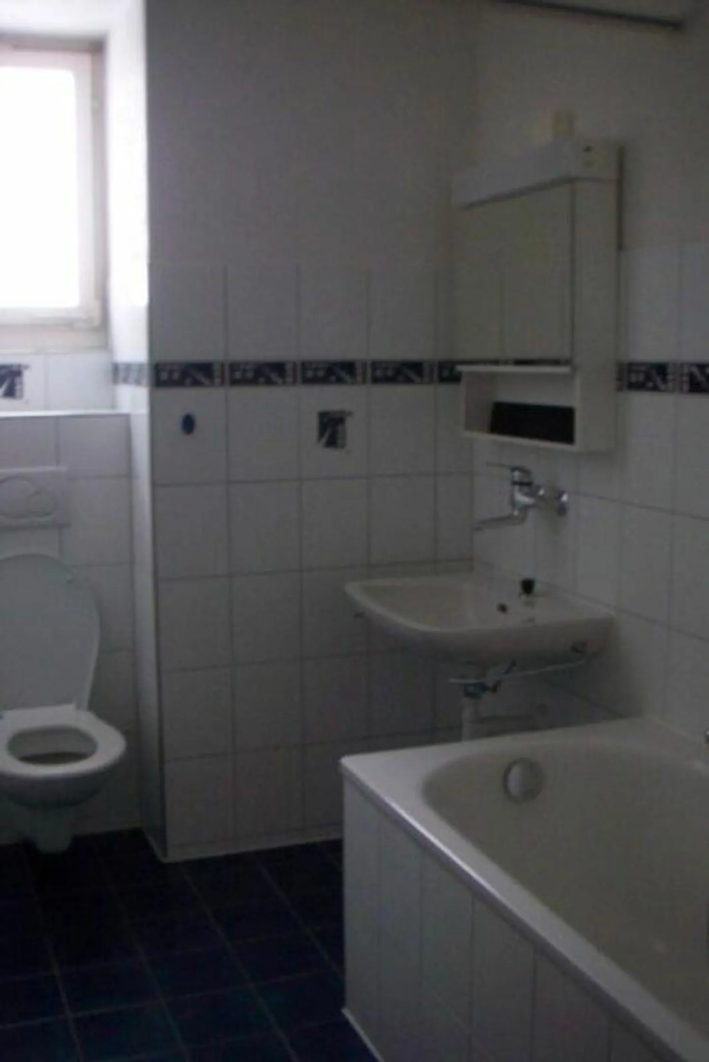 Well-kept 3-room attic apartment seeks new tenants - Photo 11 of 16