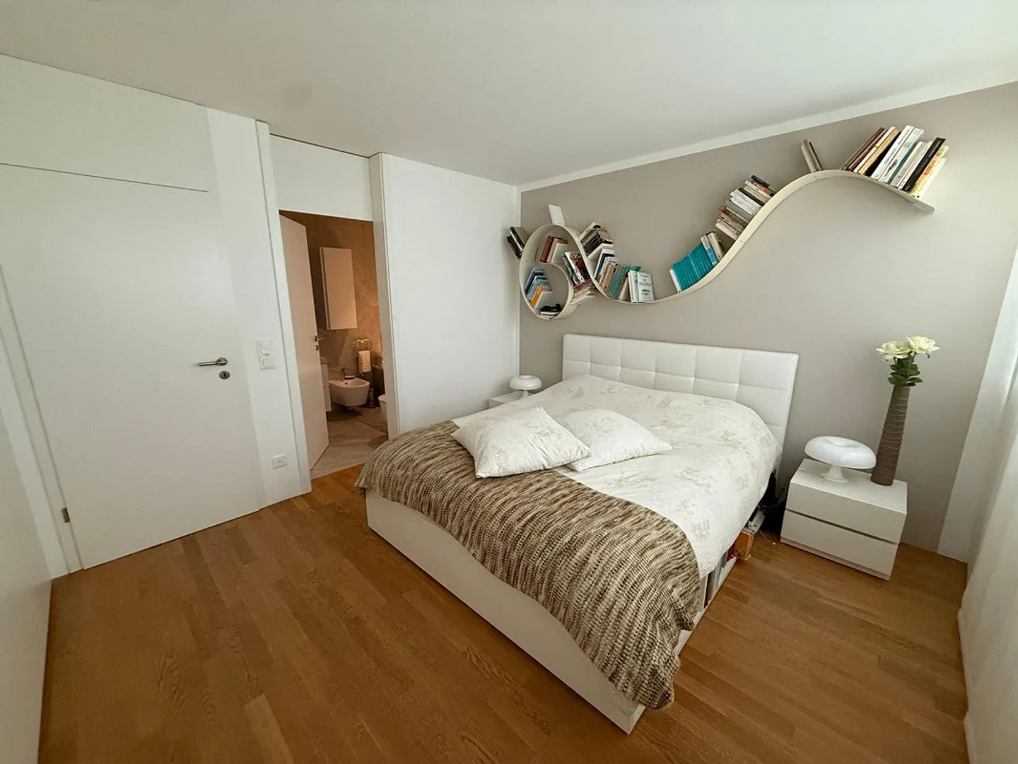 FOR RENT 4.5 HIGH-STANDARD ROOMS WITH GARDEN IN PAZZALLO - Photo 8 of 9